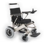 Kiralık Geniş Hafif Akülü Tekerlekli Sandalye